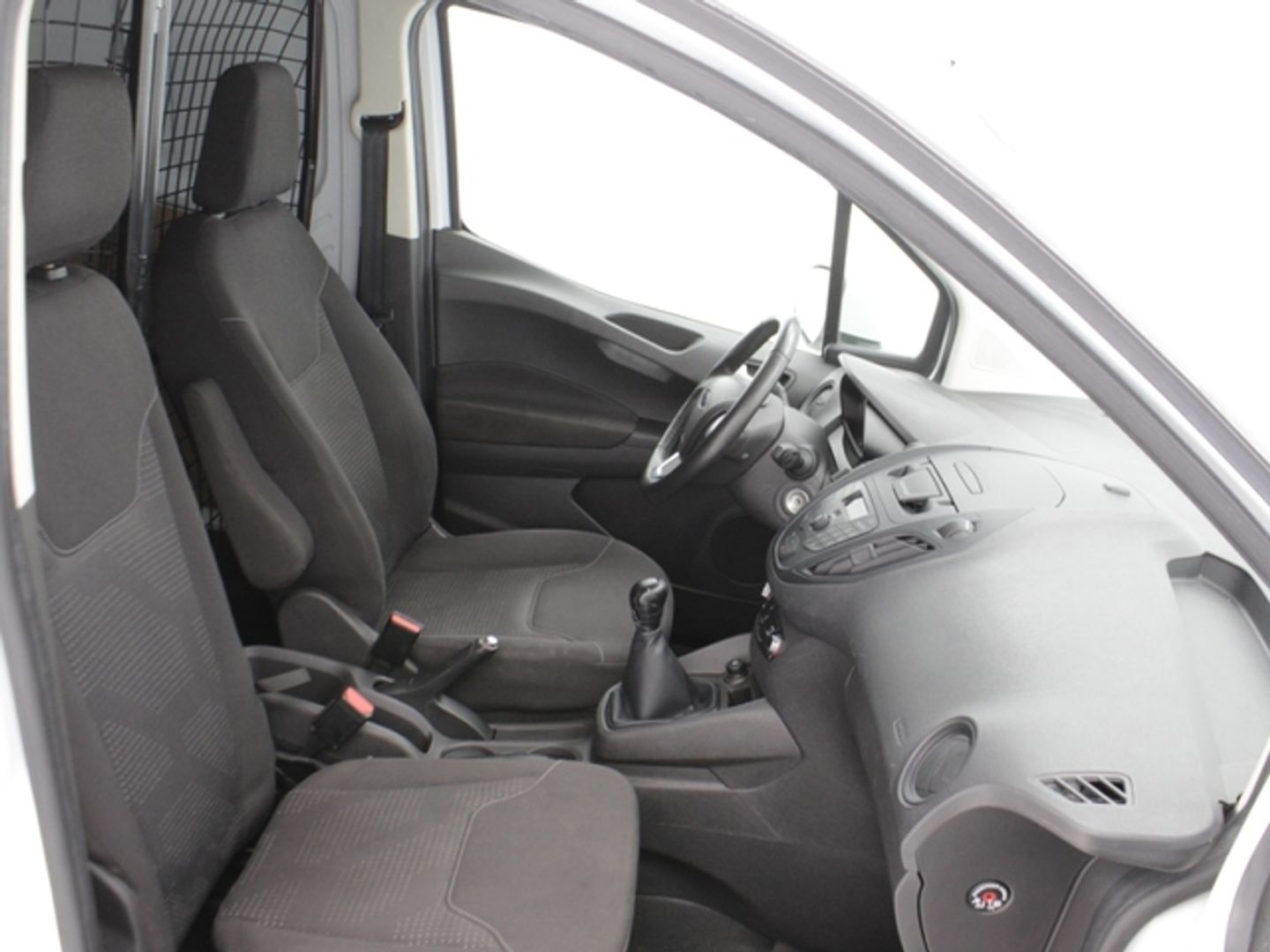 Ford Transit Courier Furgon 1.5 TDCI Trend 56 kW (75 CV)