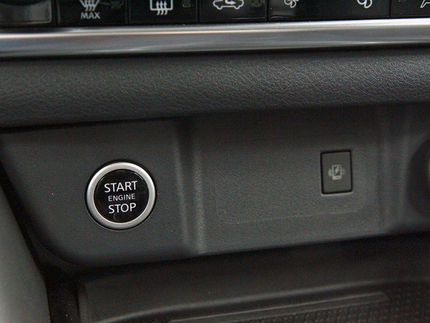 Nissan Qashqai DIG-T 140 mHEV N- Go 103 kW (140 CV)