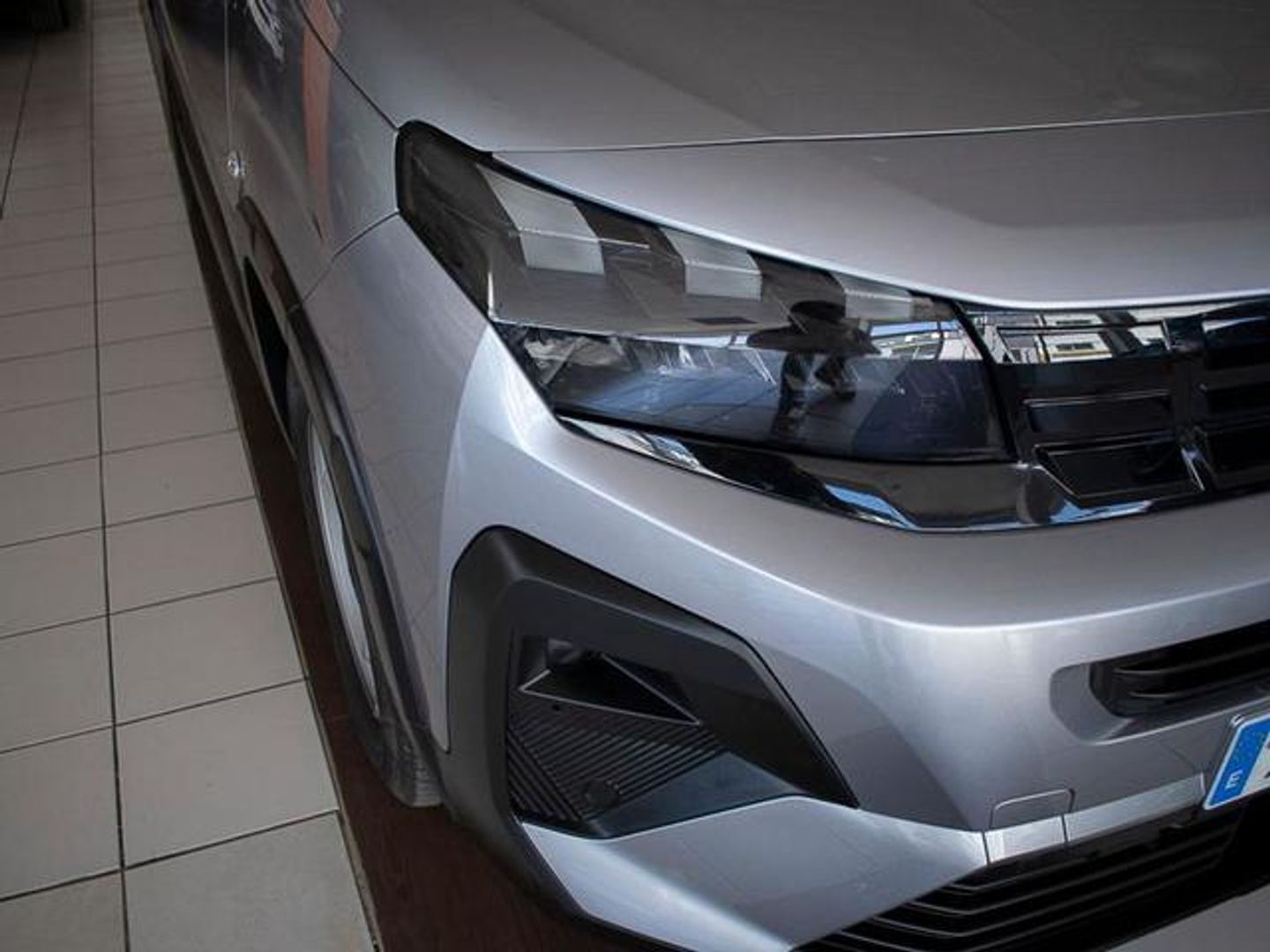 Peugeot Rifter Active Business Standard BlueHDi 73 kW (100 CV)
