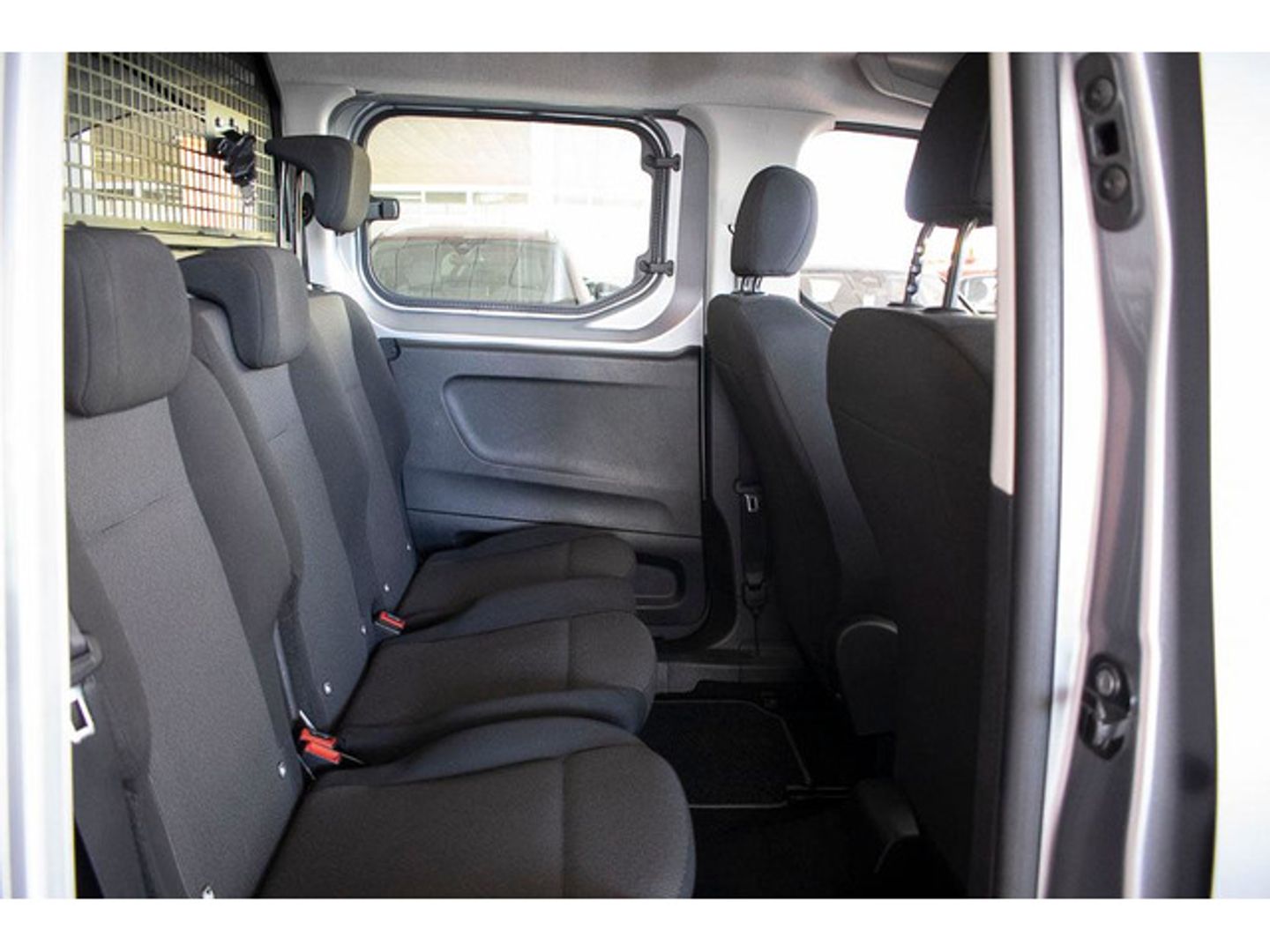 Peugeot Rifter Active Business Standard BlueHDi 73 kW (100 CV)