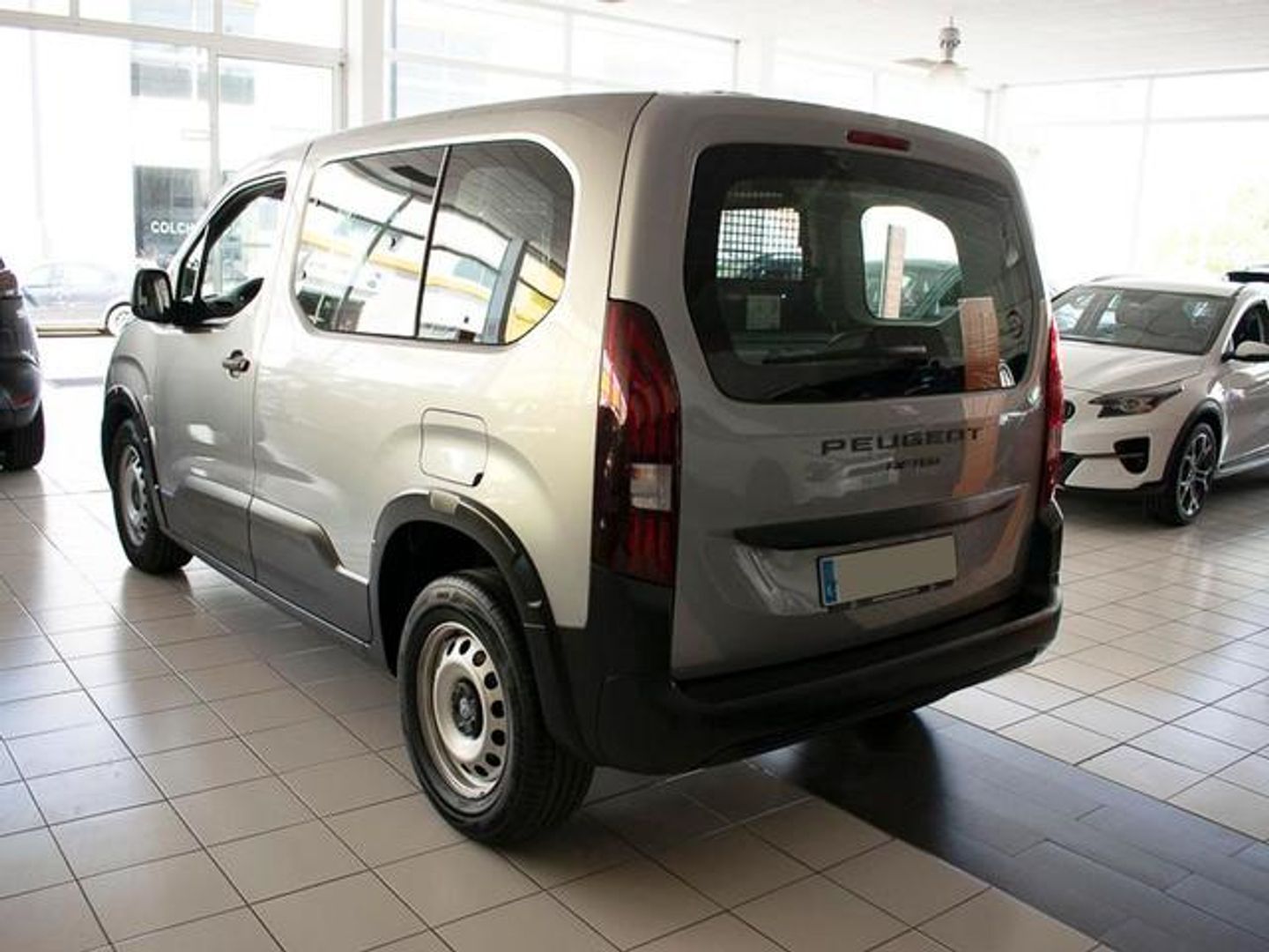 Peugeot Rifter Active Business Standard BlueHDi 73 kW (100 CV)