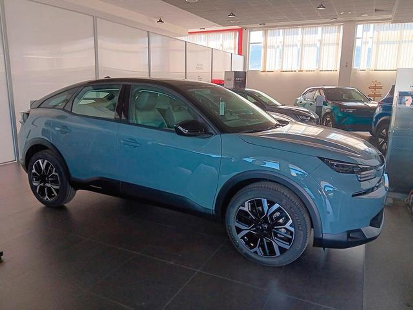 Citroen C4 Hybrid 145  Business Edition e-DCS6 07 kW (145 CV) Verde Sedan