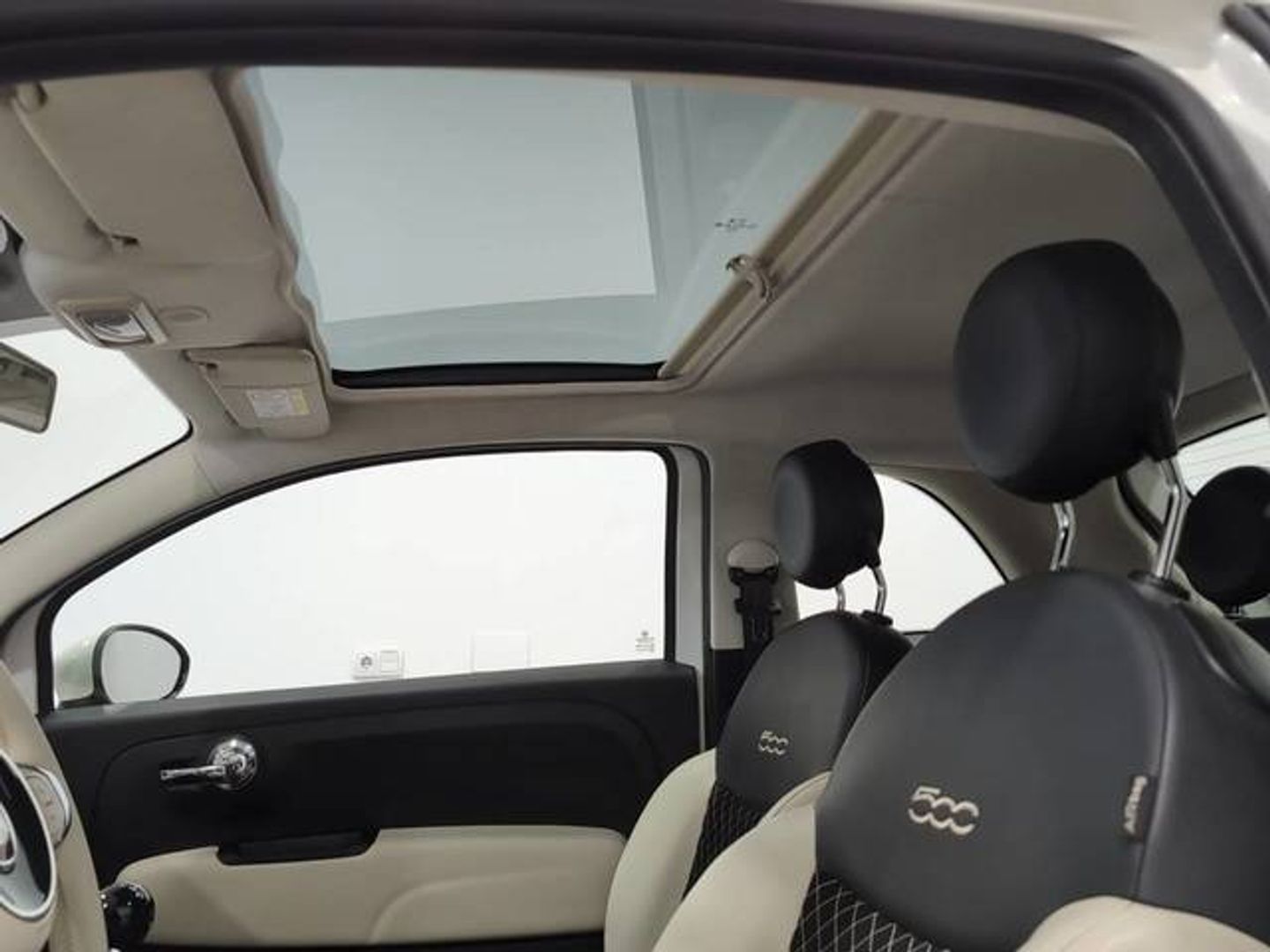 Fiat 500 1.0 Hybrid Dolcevita 51 kW (70 CV)