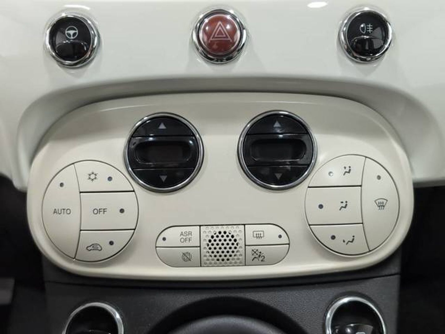 Fiat 500 1.0 Hybrid Dolcevita 51 kW (70 CV)