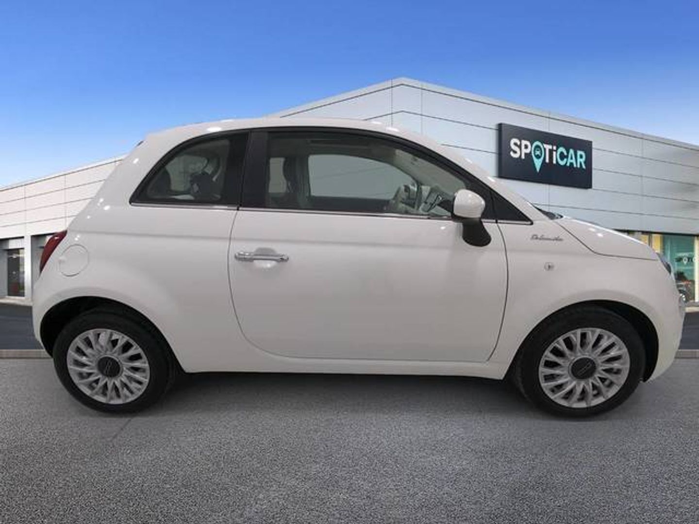Fiat 500 1.0 Hybrid Dolcevita 51 kW (70 CV)