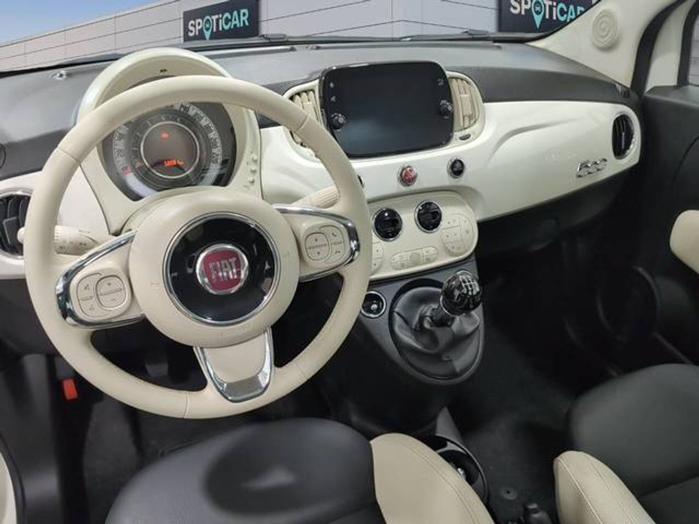 Fiat 500 1.0 Hybrid Dolcevita 51 kW (70 CV)