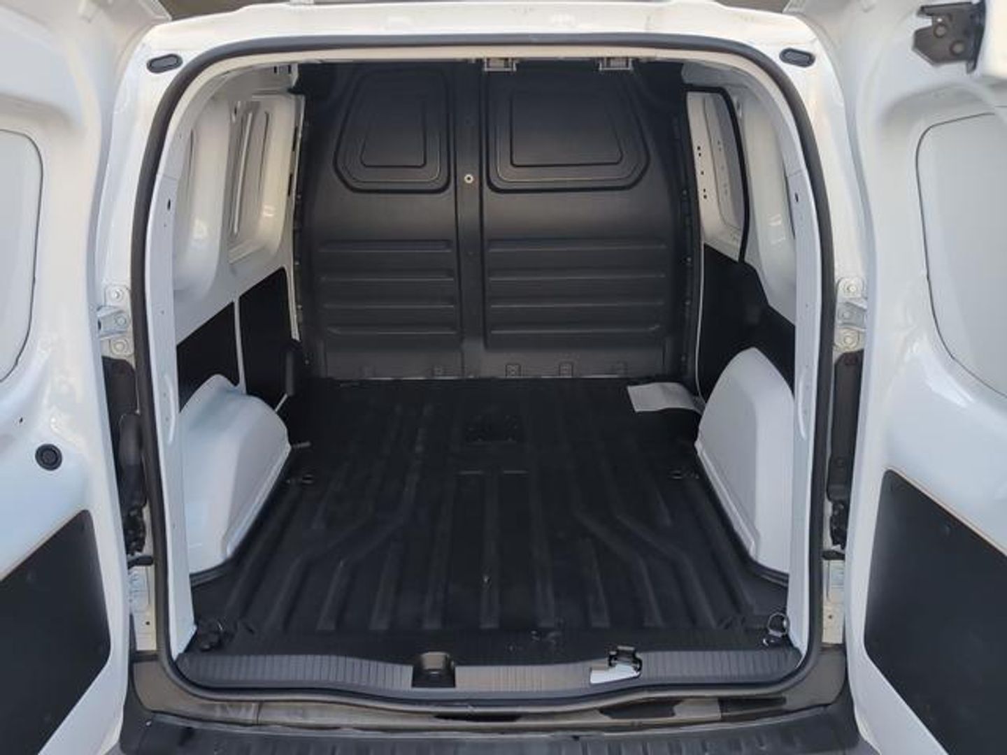 Nissan Townstar Furgon 45kWh Profesional L1 90 kW (122 CV)