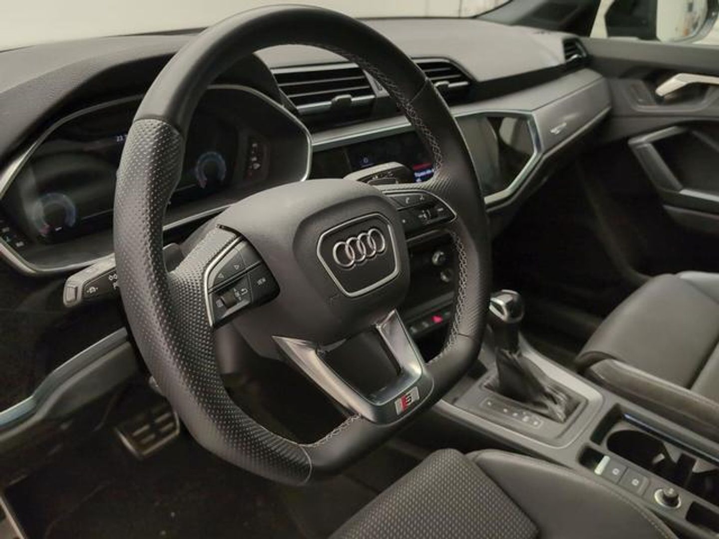 Audi Q3 Black line 35 TDI 110 kW (150 CV) S tronic