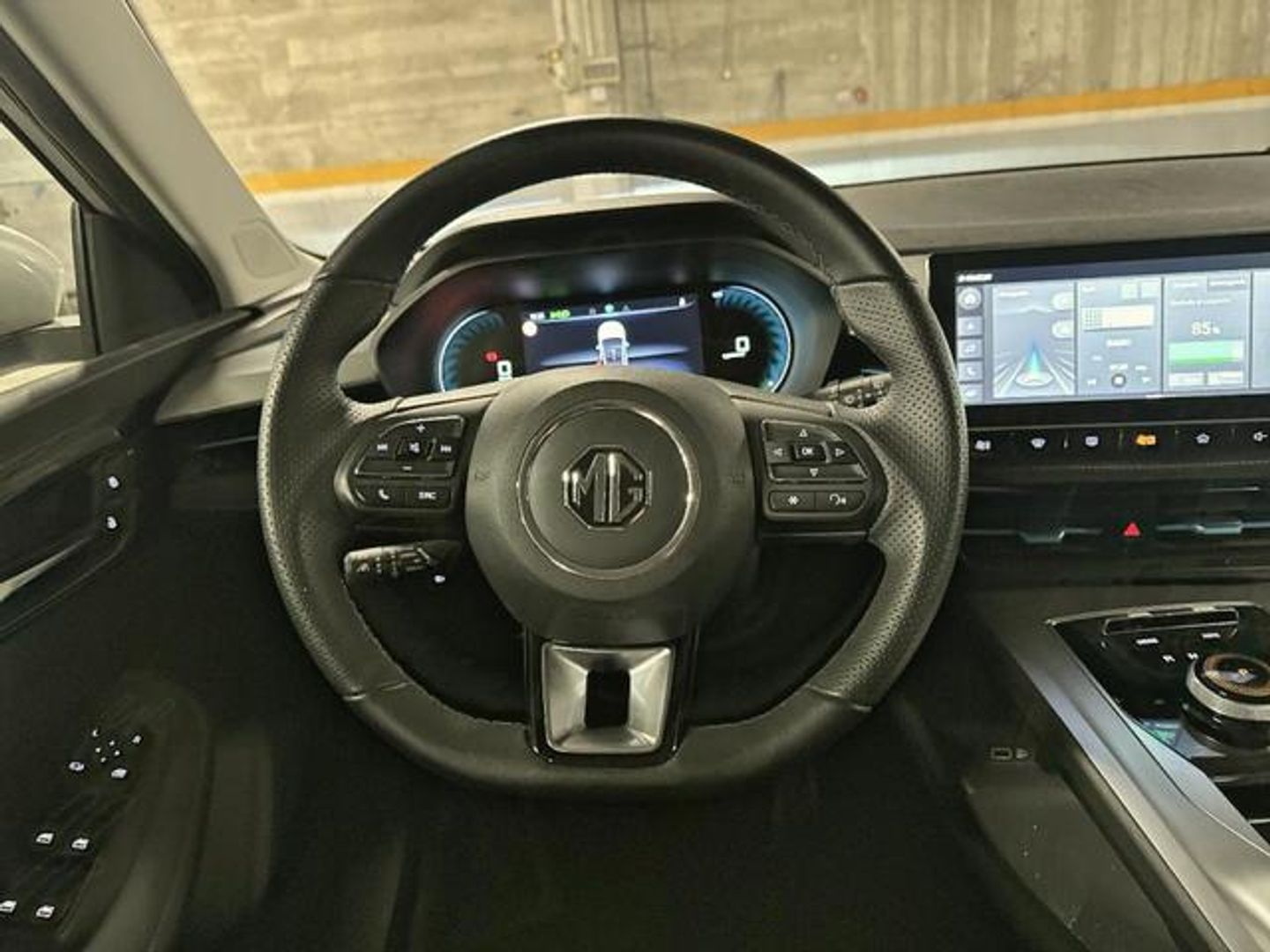 MG MG5 Long Range Luxury 115 kW (156 CV)
