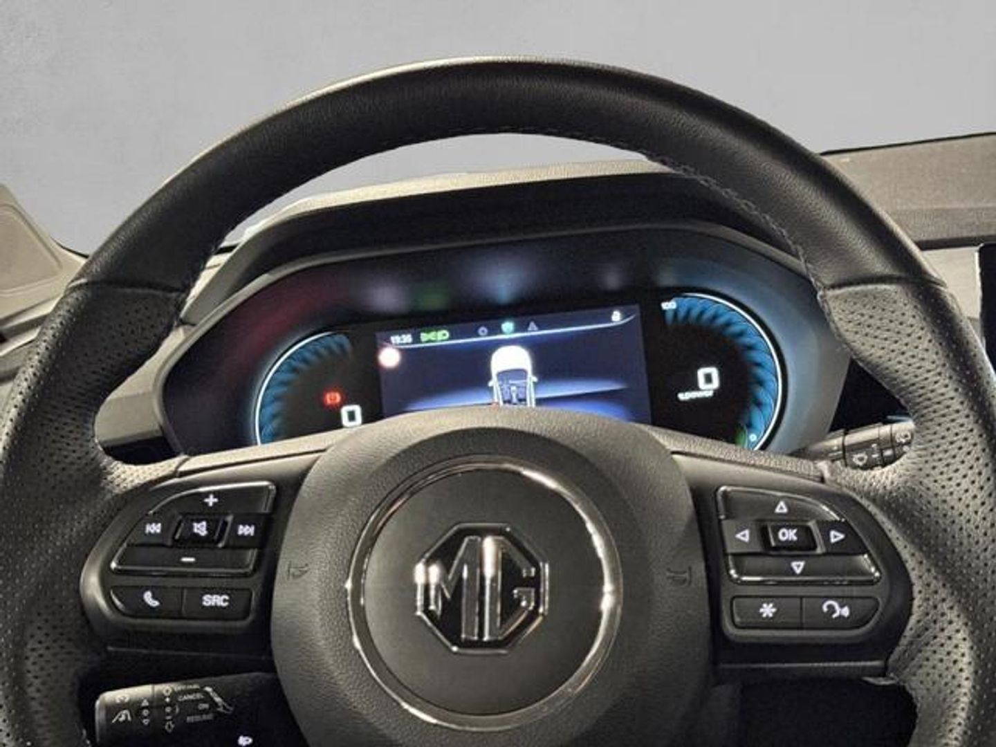 MG MG5 Long Range Luxury 115 kW (156 CV)