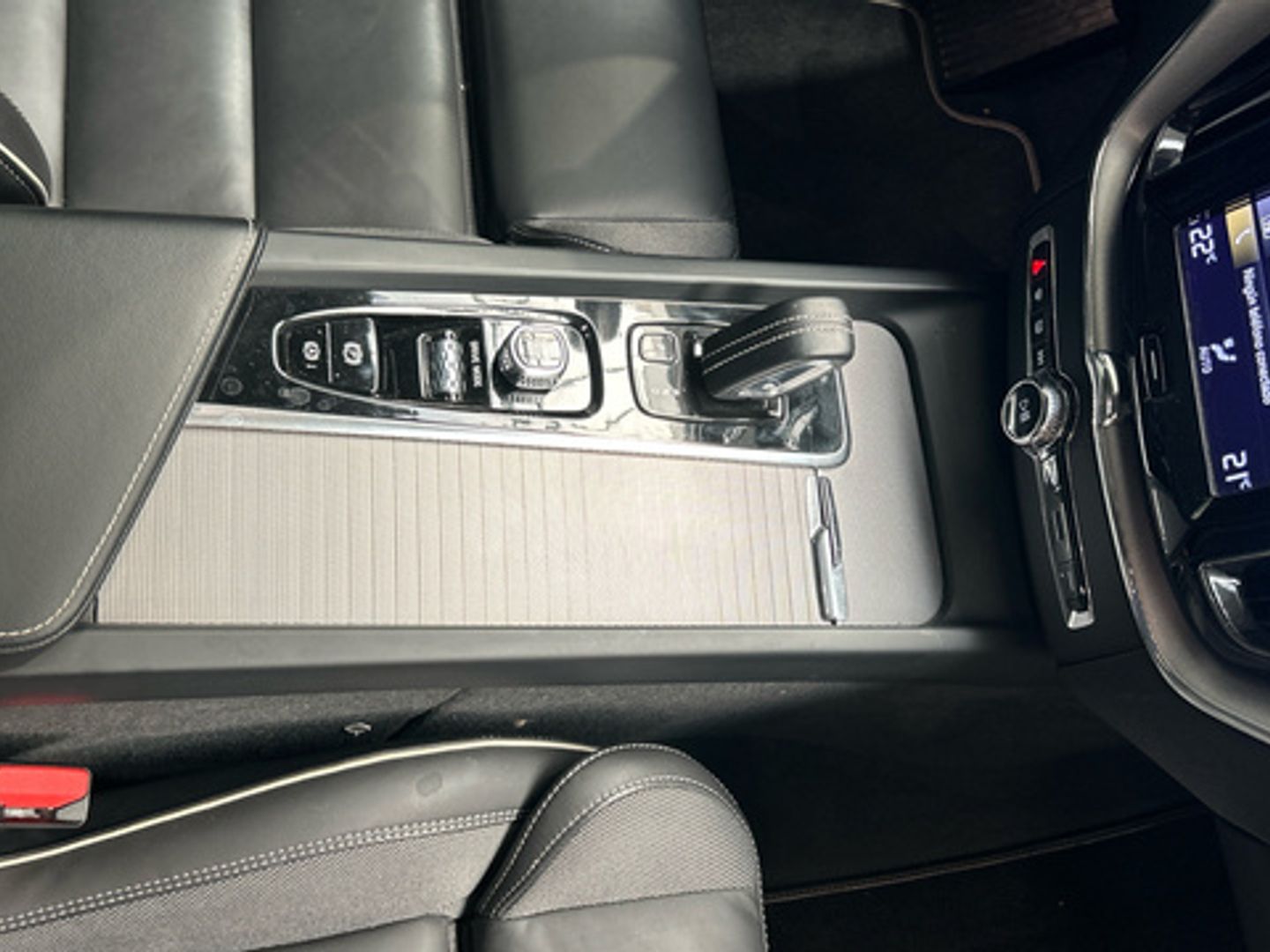 Volvo XC60 T8 Recharge R-Design AWD Auto 287 kW (390 CV)
