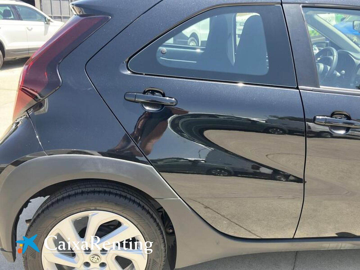 Toyota Aygo X Cross 1.0 VVT-I Undercover CVT 53 kW (72 CV)