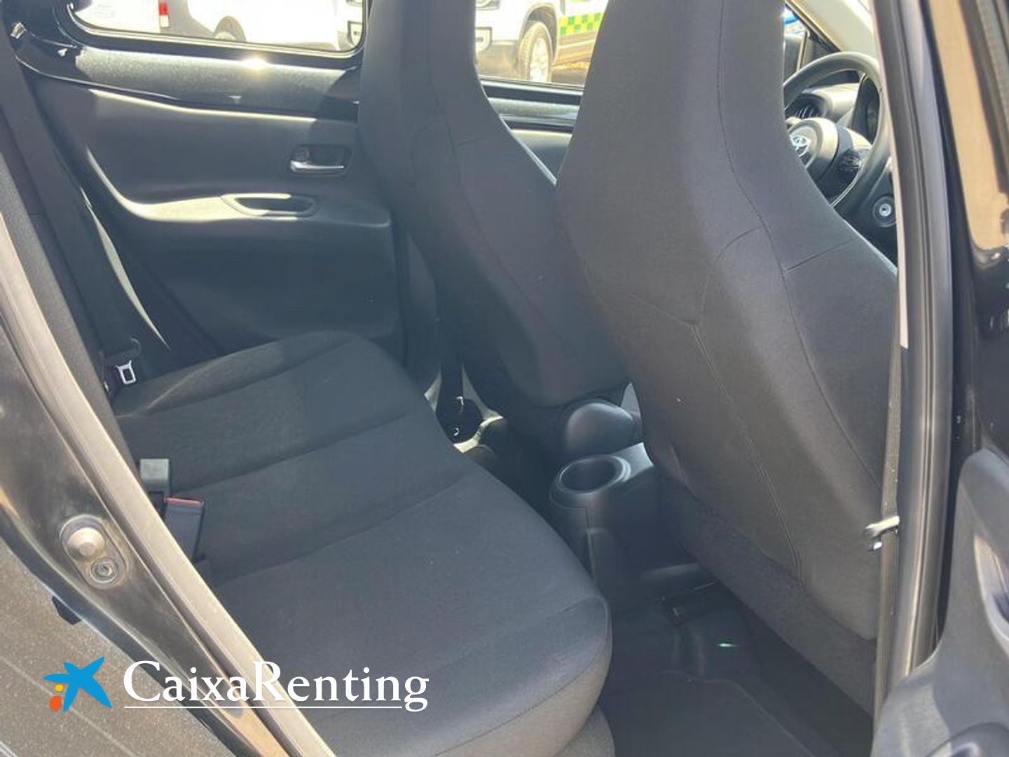 Toyota Aygo X Cross 1.0 VVT-I Undercover CVT 53 kW (72 CV)