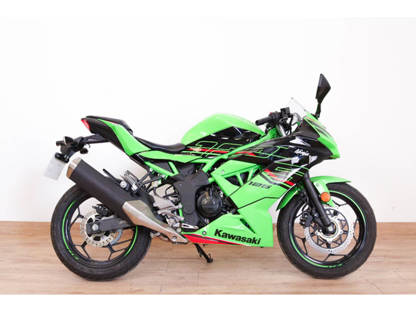 Kawasaki Ninja 125 Verde Motorcycle