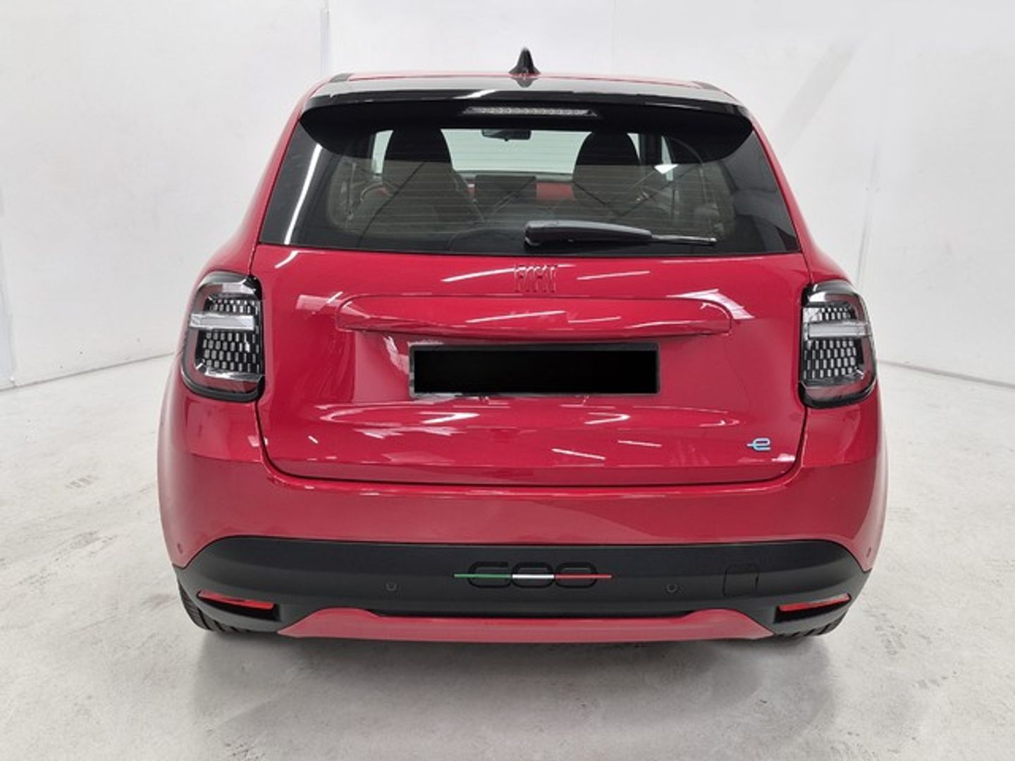 Fiat 600e Red 54kwh 115 kW (156 CV)