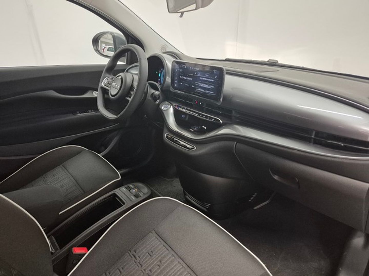 Fiat 500 Electrico Monotrim 320km 87 kW (118 CV)