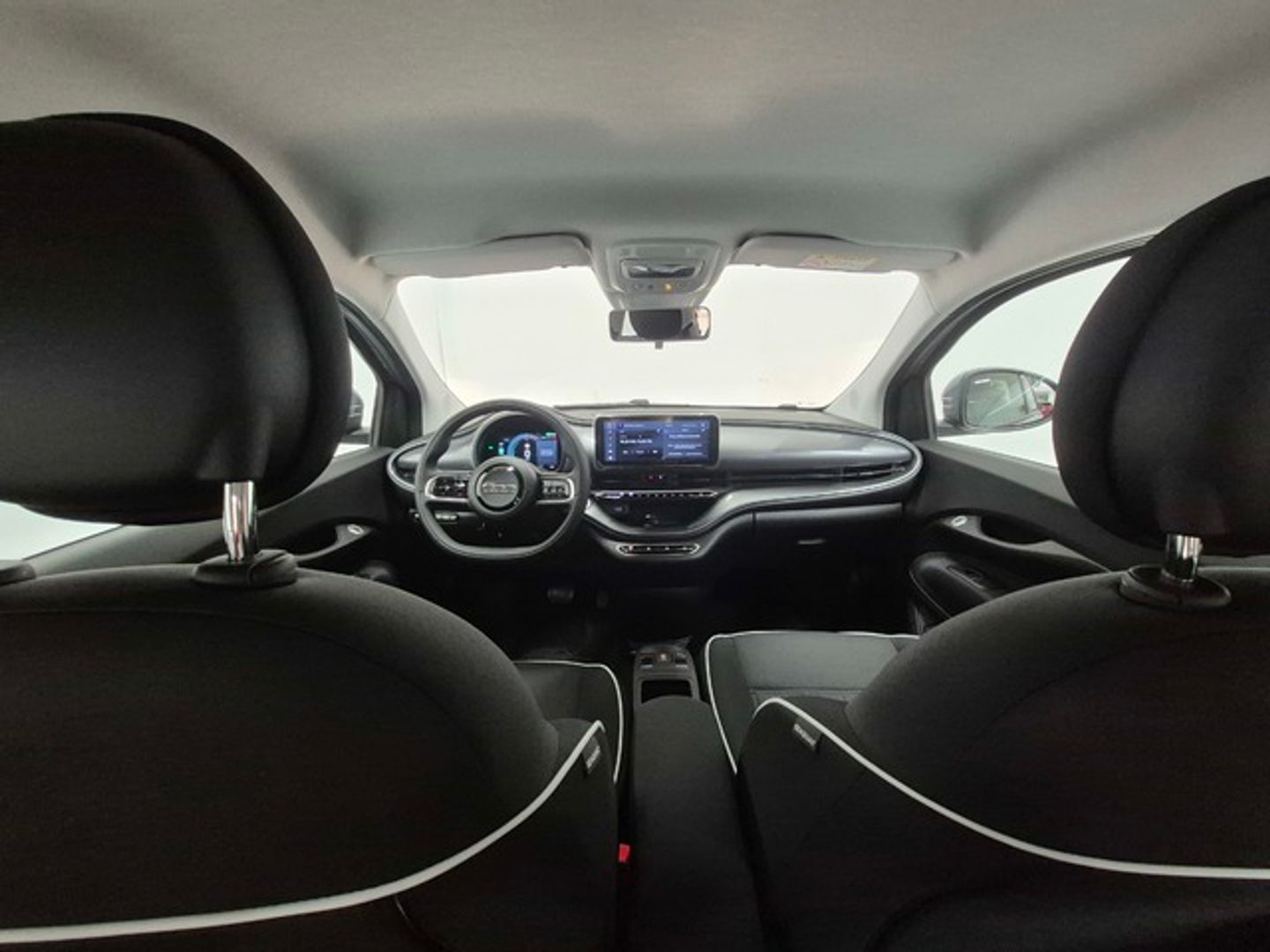 Fiat 500 Electrico Monotrim 320km 87 kW (118 CV)