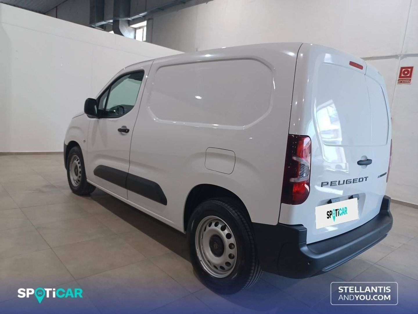 Peugeot e-Partner e-Electico Standard 800kg 100 kW (136 CV)