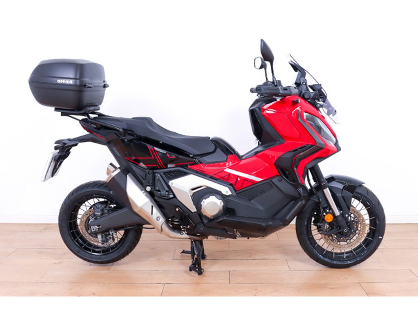Honda X-ADV Rojo Motorcycle