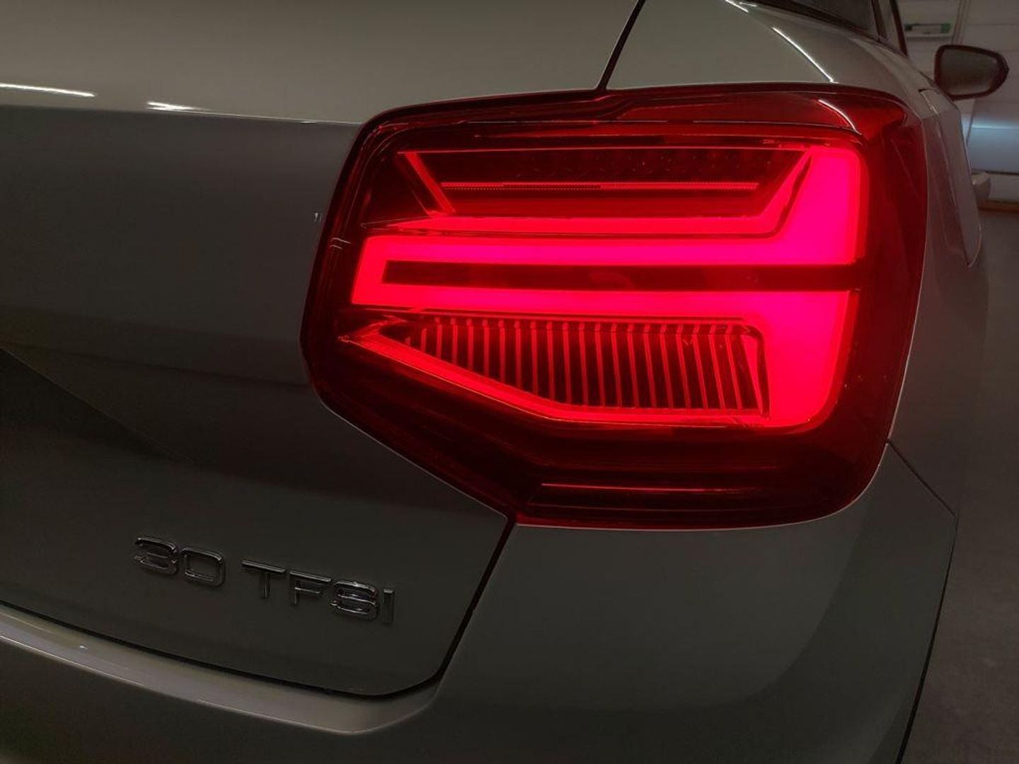 Audi Q2 Advanced 30 TFSI 85 kW (116 CV)