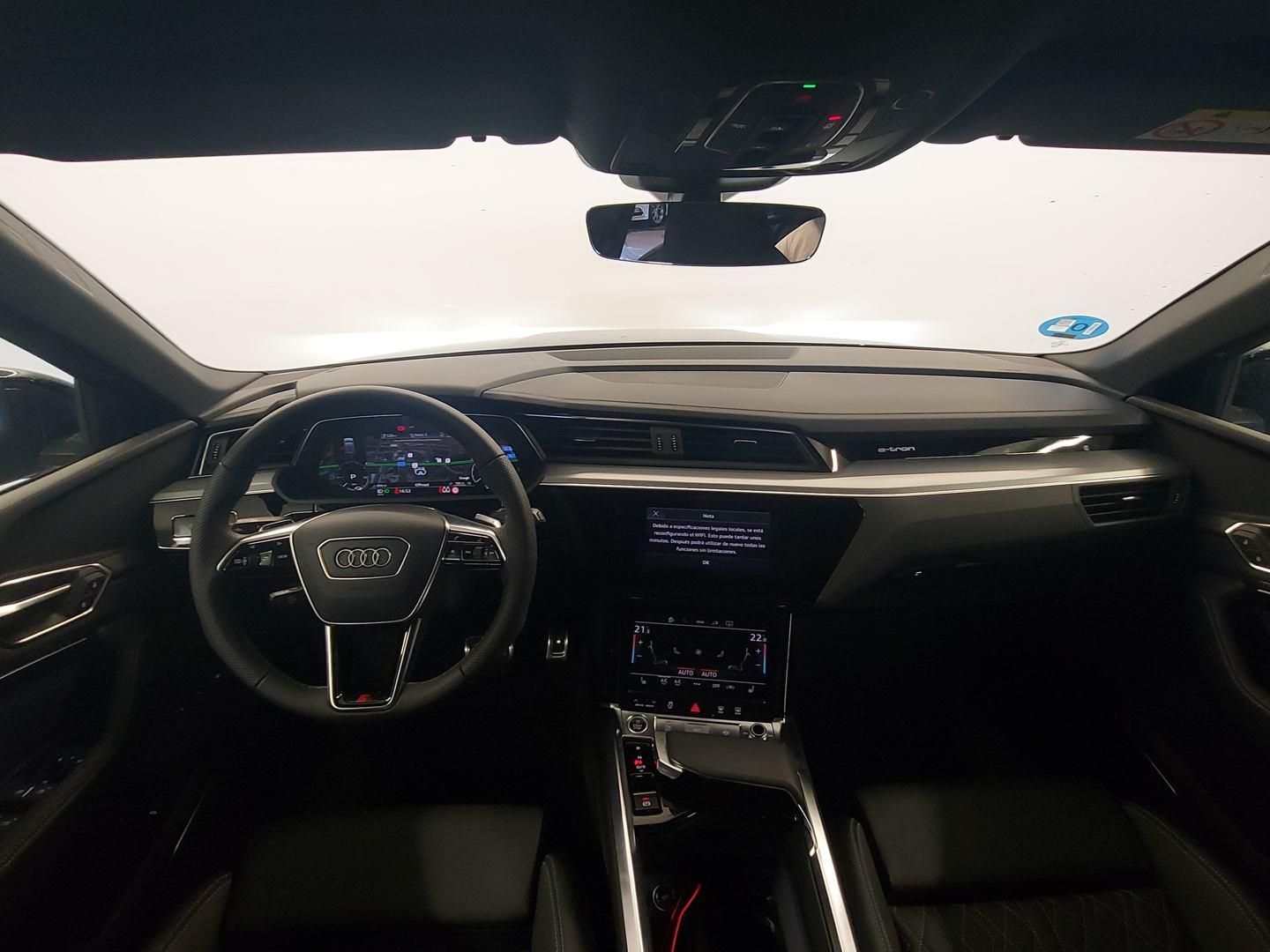 Audi Q8 e-tron S line 55 quattro 300 kW (408 CV)