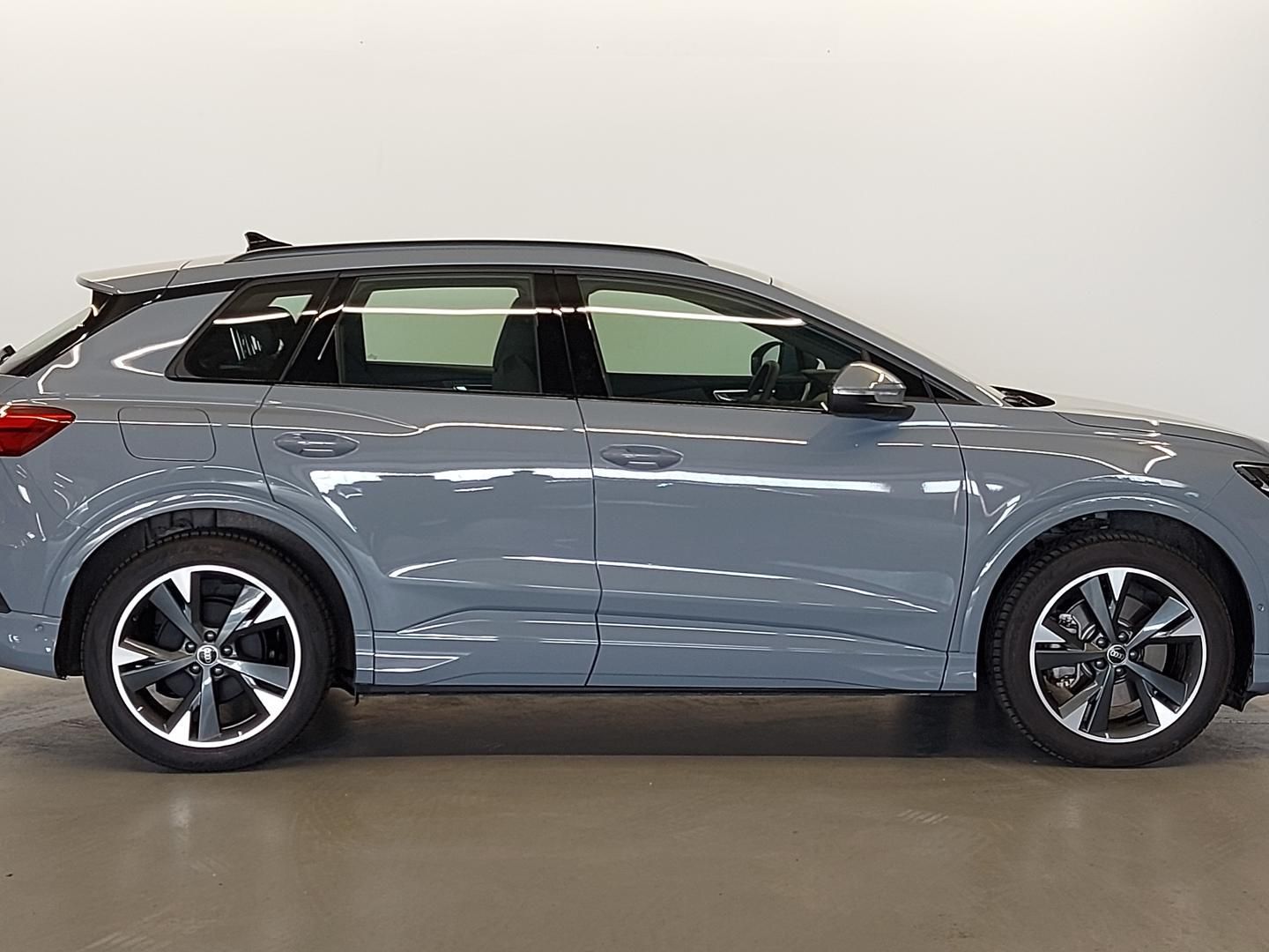 Audi Q4 e-tron Advanced 40 e-tron 150 kW (204 CV)