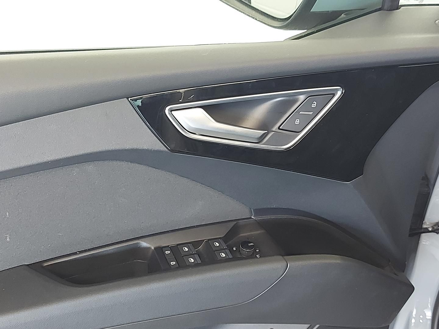 Audi Q4 e-tron Advanced 40 e-tron 150 kW (204 CV)