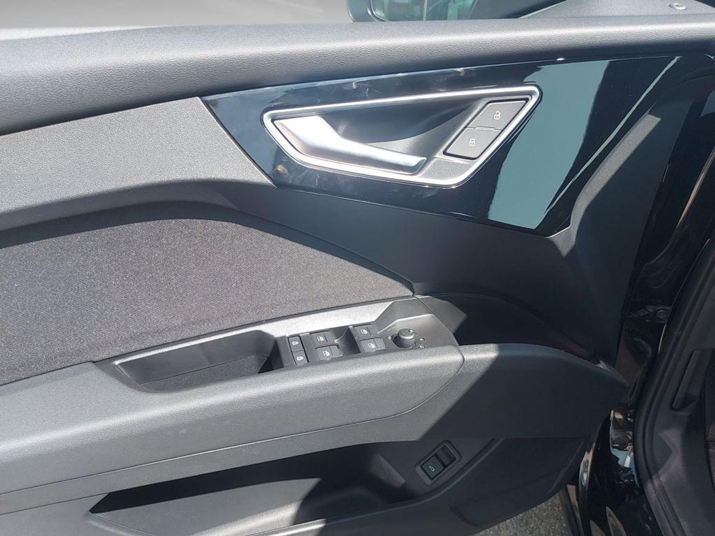 Audi Q4 e-tron Advanced 40 e-tron 150 kW (204 CV)