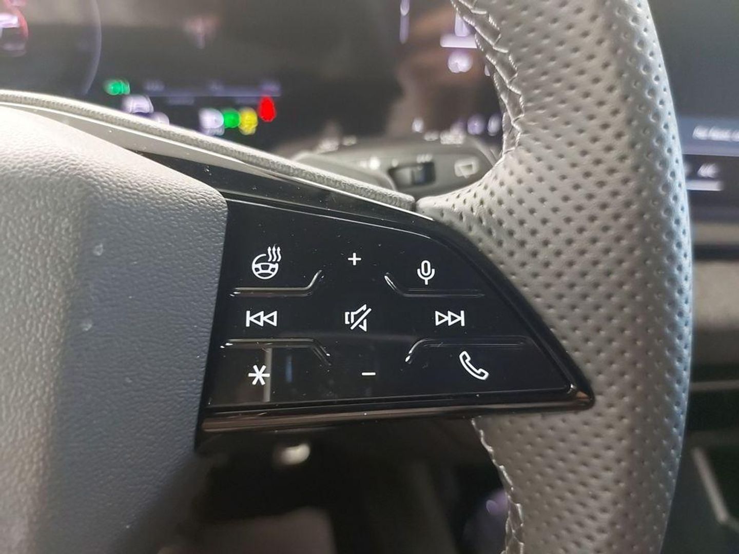 Audi Q6 e-tron S line Quattro 285 kW (388 CV)