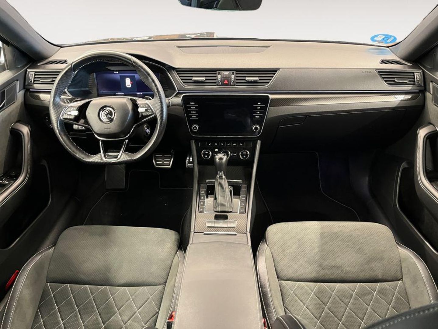 Skoda Superb Combi 1.4 TSI iV P-HEV SportLine DSG 160 kW (218 CV)