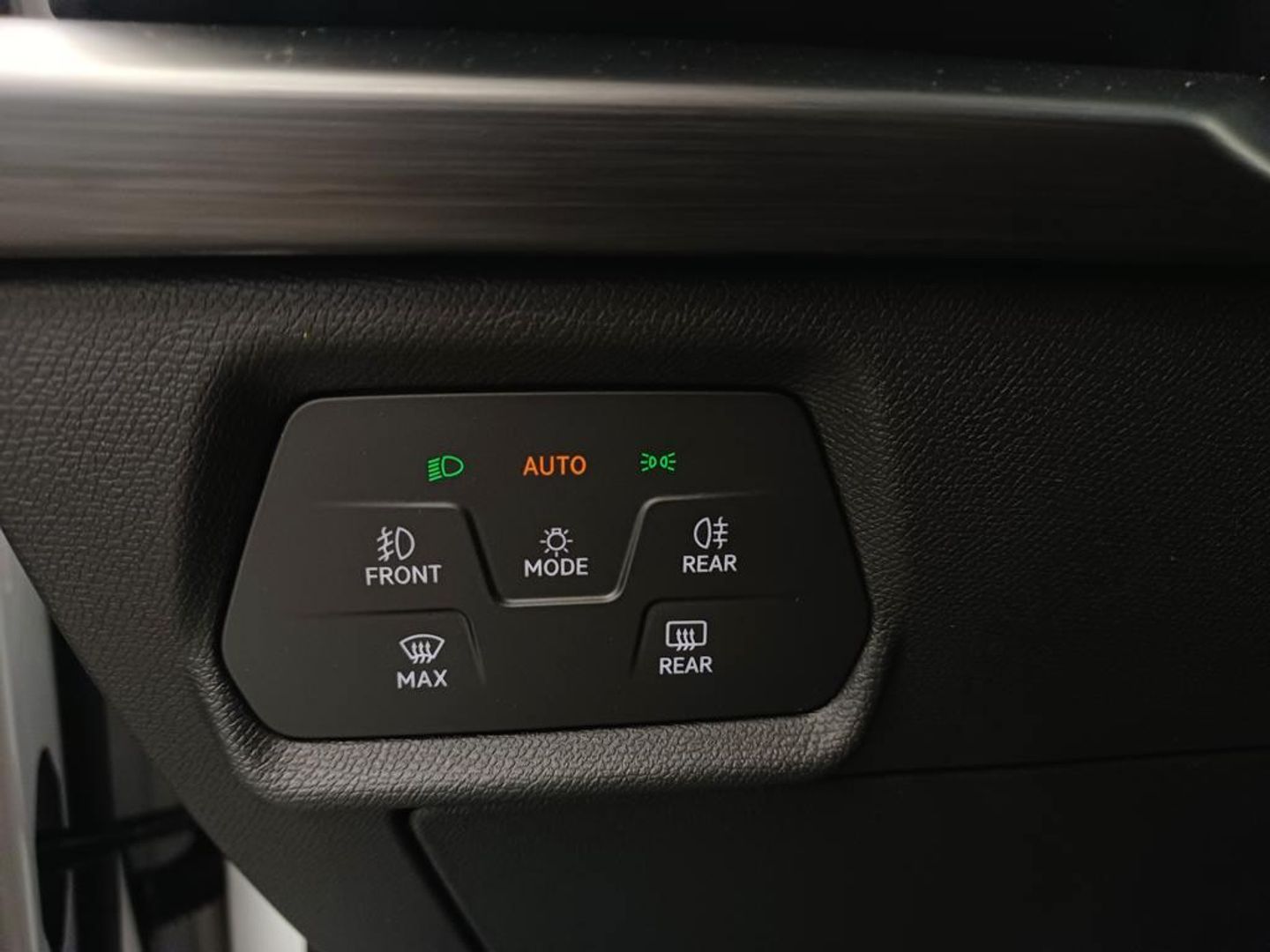 CUPRA Leon 2.0 TSI VZ DSG 221 kW (300 CV)