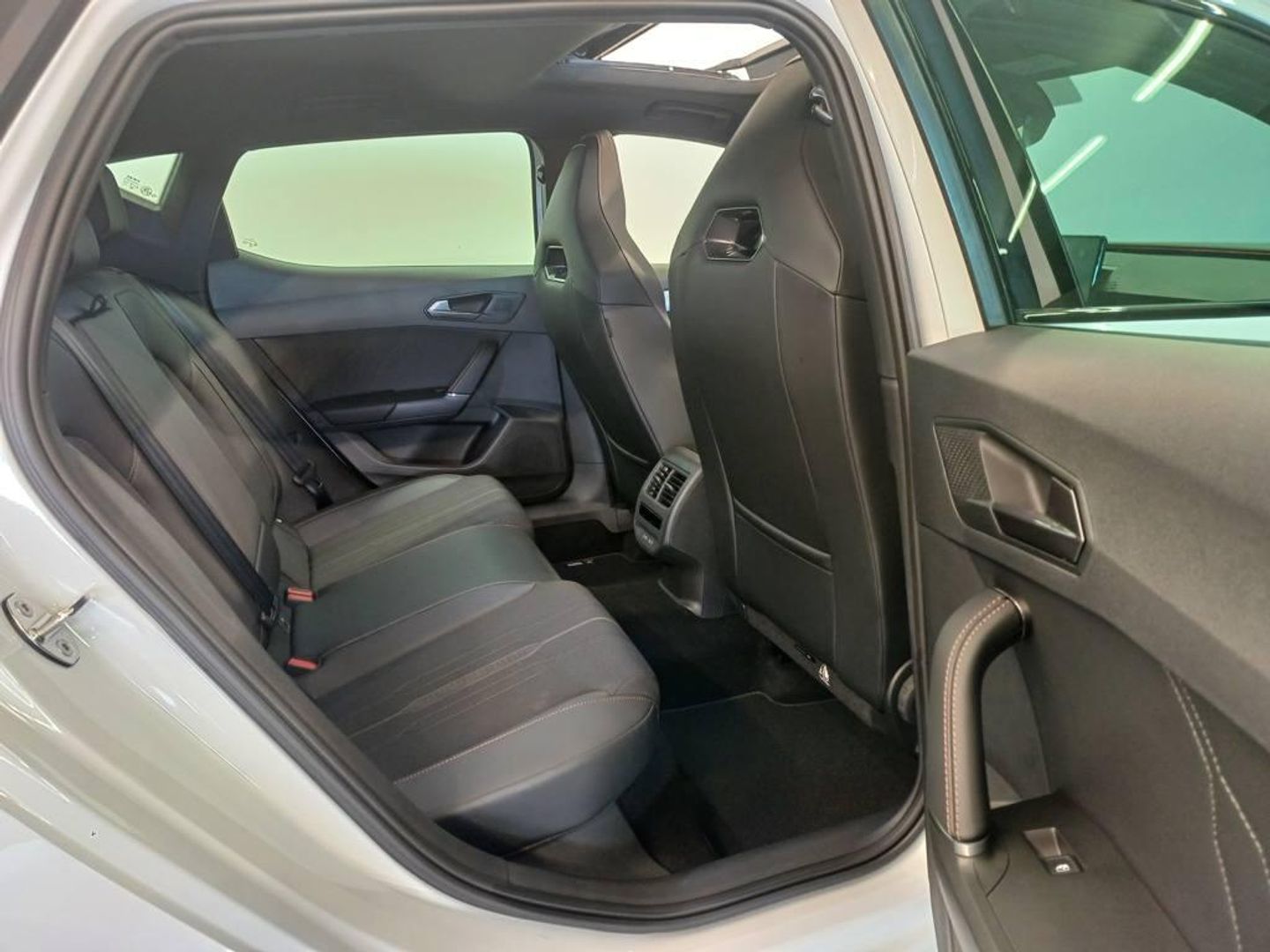 CUPRA Leon 2.0 TSI VZ DSG 221 kW (300 CV)