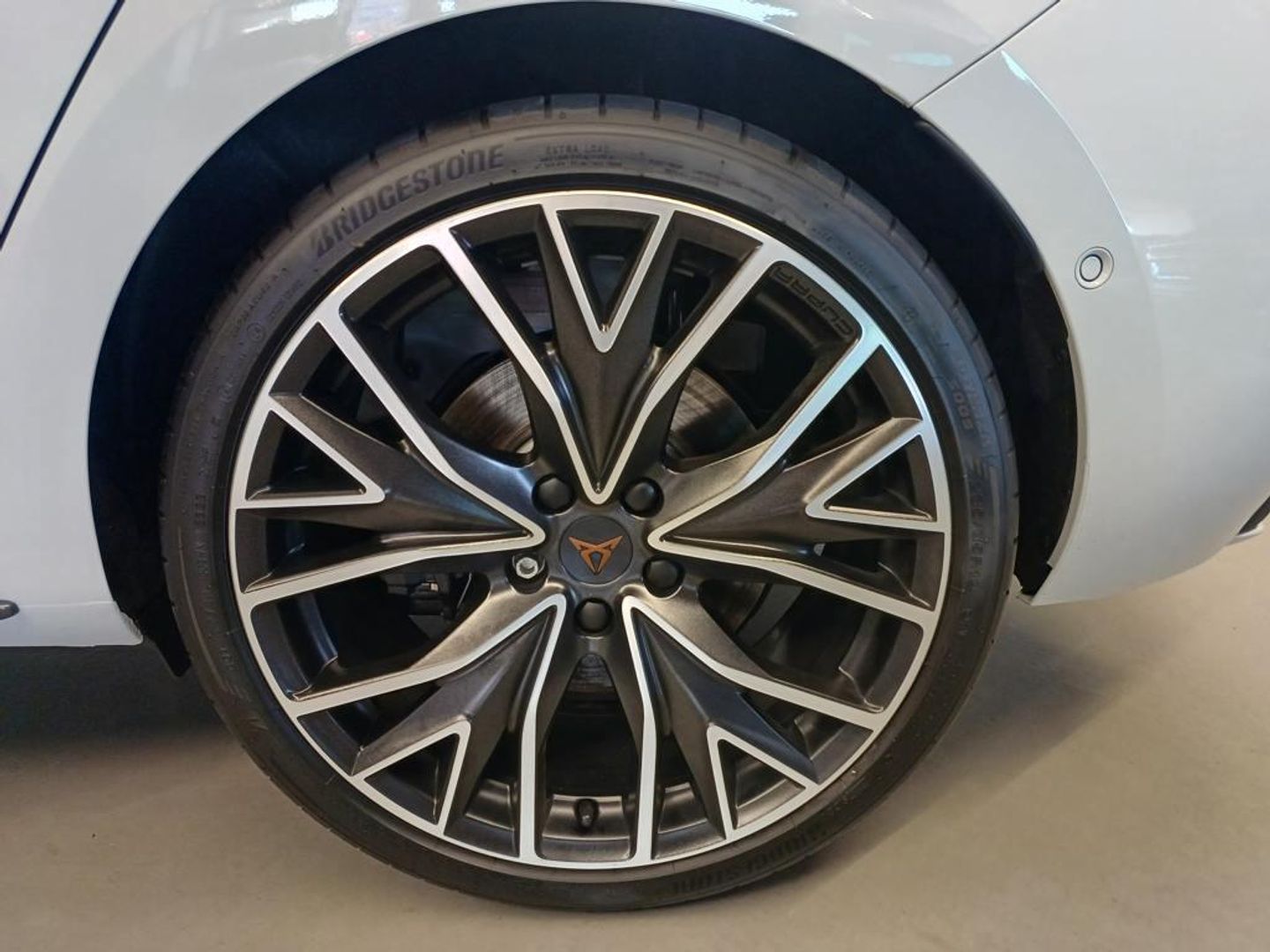 CUPRA Leon 2.0 TSI VZ DSG 221 kW (300 CV)