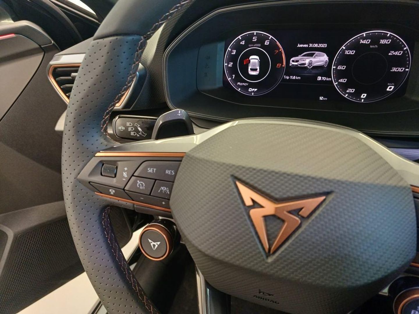 CUPRA León 2.0 TSI VZ DSG 180 kW (245 CV)