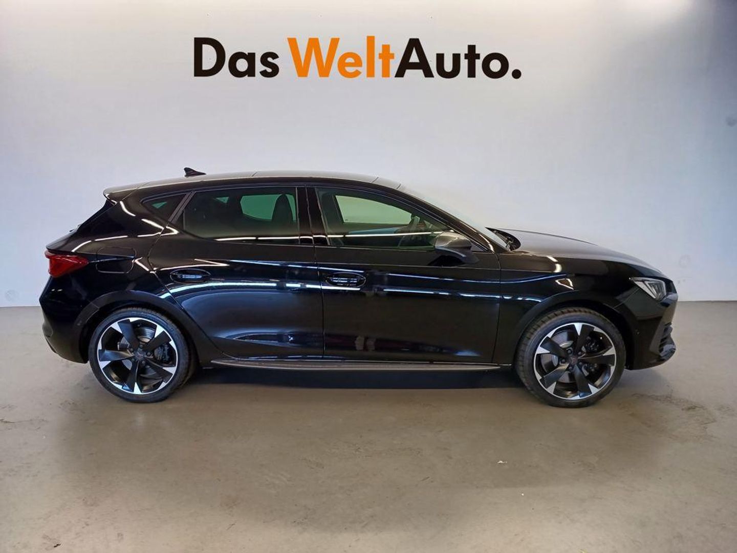 CUPRA León 2.0 TSI VZ DSG 180 kW (245 CV)