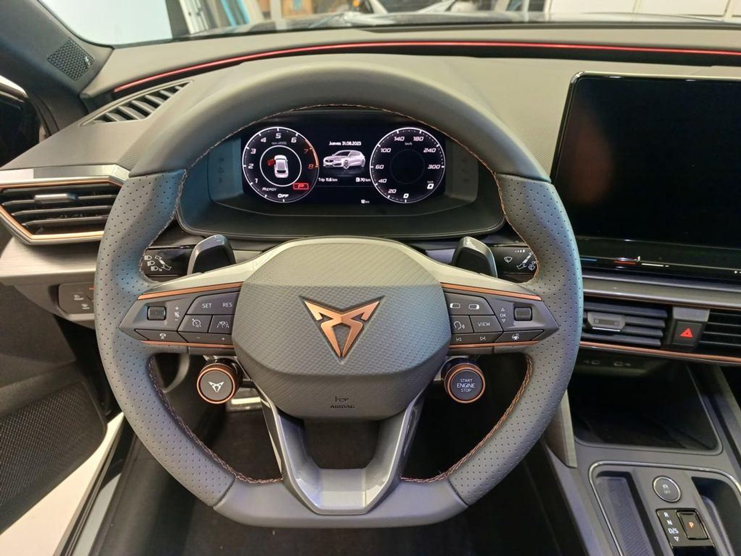 CUPRA León 2.0 TSI VZ DSG 180 kW (245 CV)