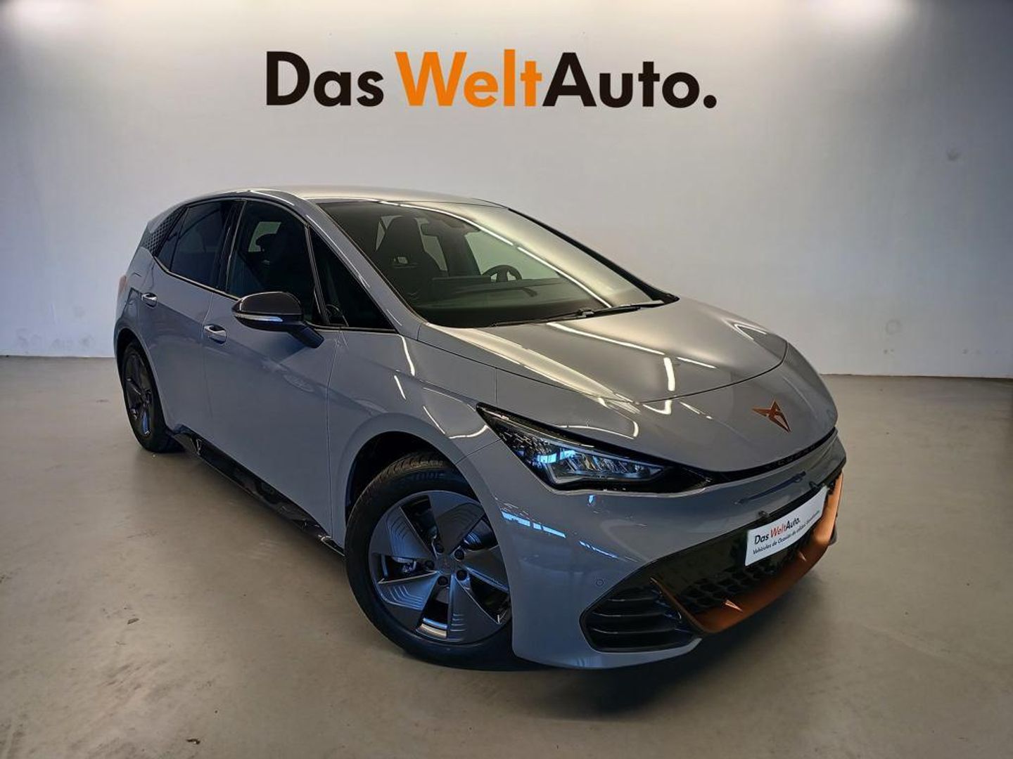 CUPRA Born 58 kWh 150 kW (204 CV) Gris Sedan