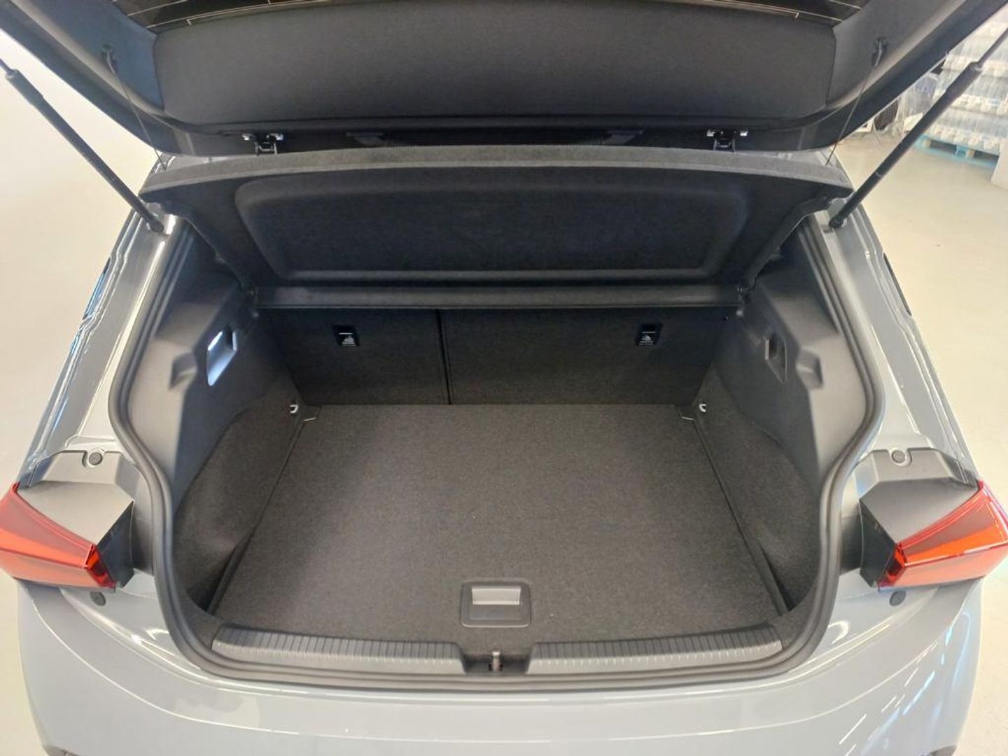 CUPRA Born 58 kWh 150 kW (204 CV)