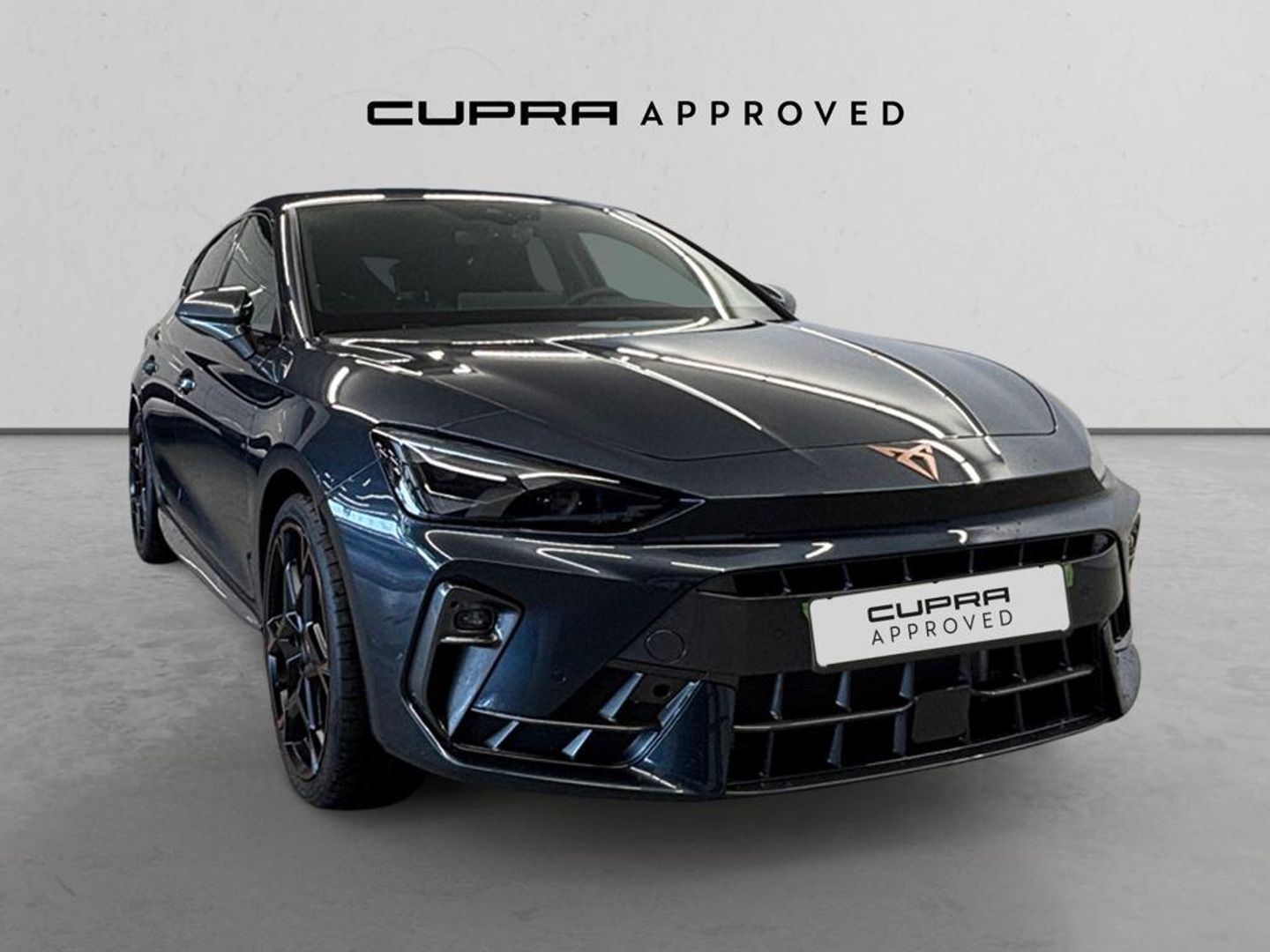 CUPRA León 1.5 eTSI DSG 110 kW (150 CV) Gris Sedan