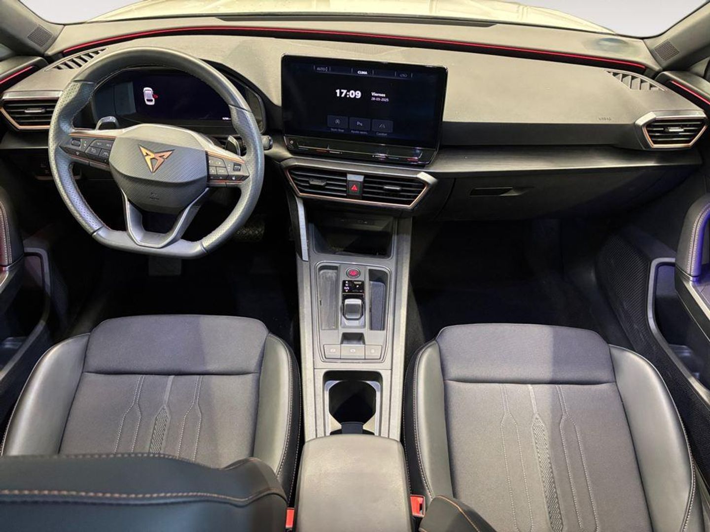 CUPRA Leon Sportstourer 1.5 eTSI DSG 110 kW (150 CV)