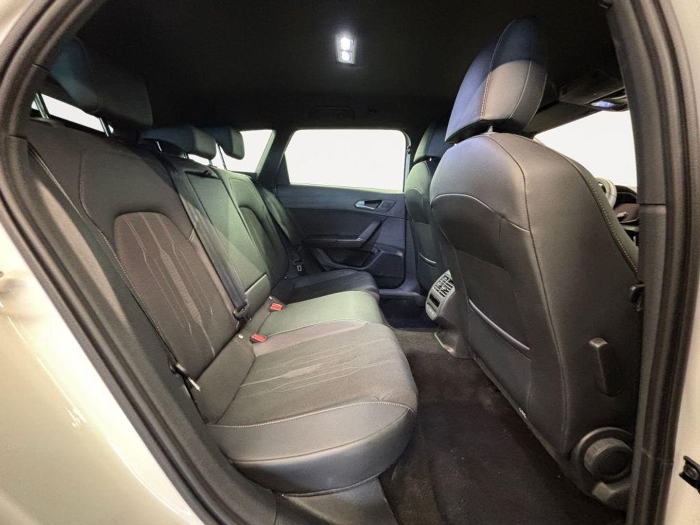 CUPRA Leon Sportstourer 1.5 eTSI DSG 110 kW (150 CV)