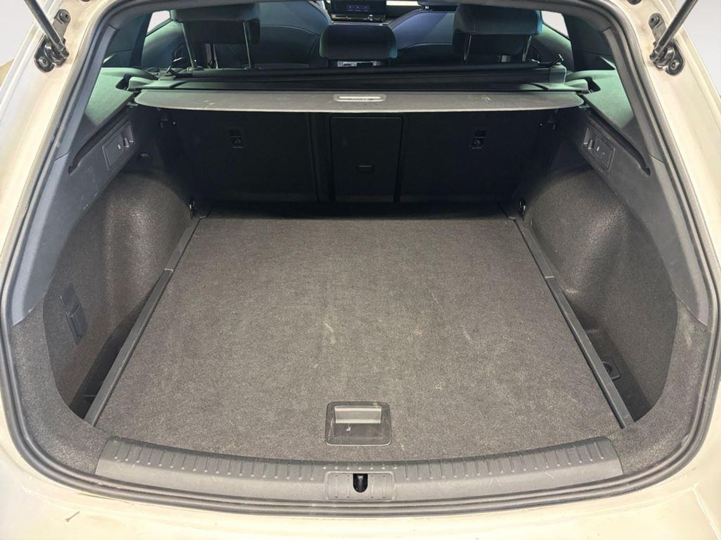 CUPRA Leon Sportstourer 1.5 eTSI DSG 110 kW (150 CV)