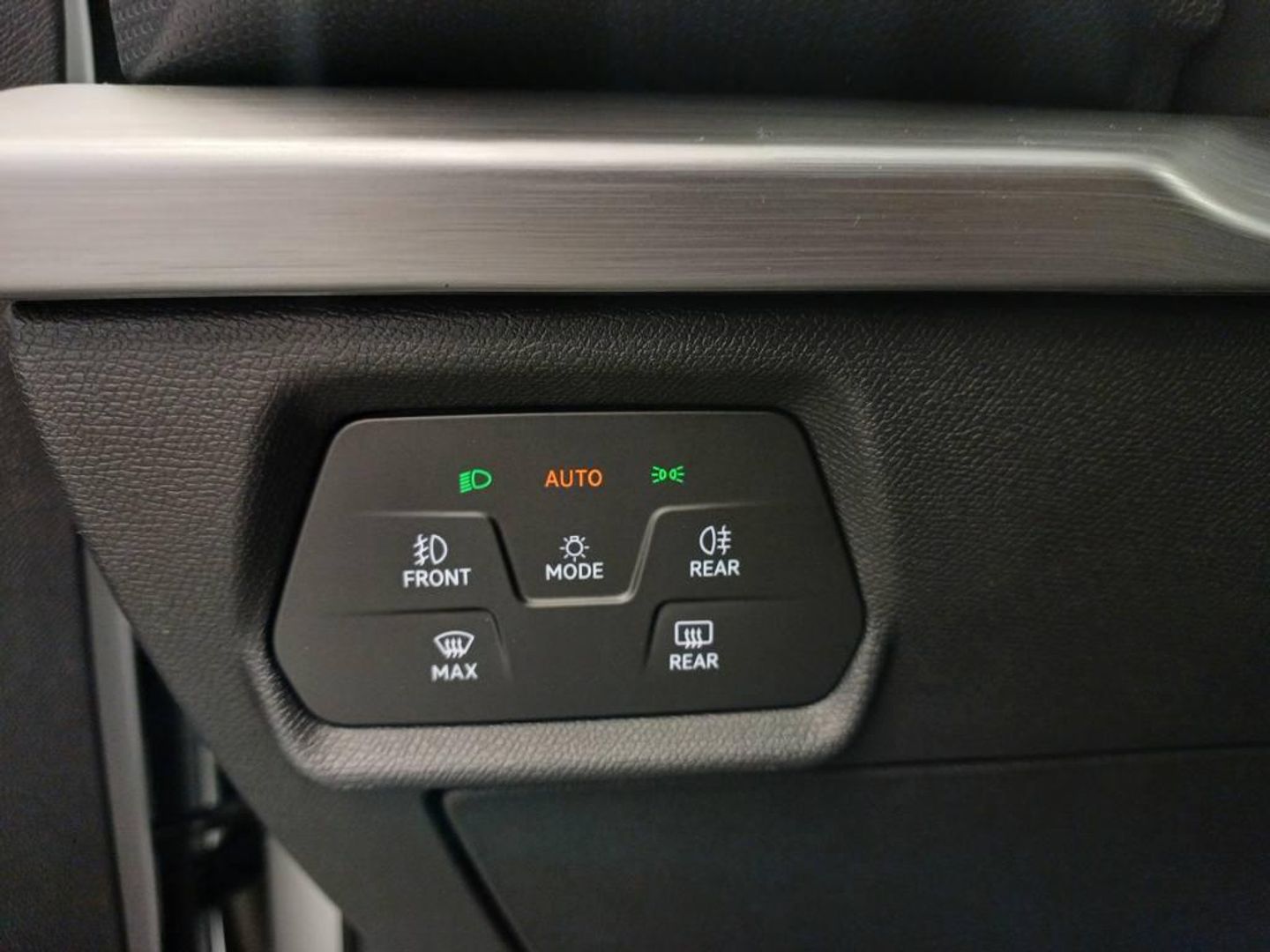 SEAT León 1.5 eTSI S&S FR Special Edition DSG 110 kW (150 CV)