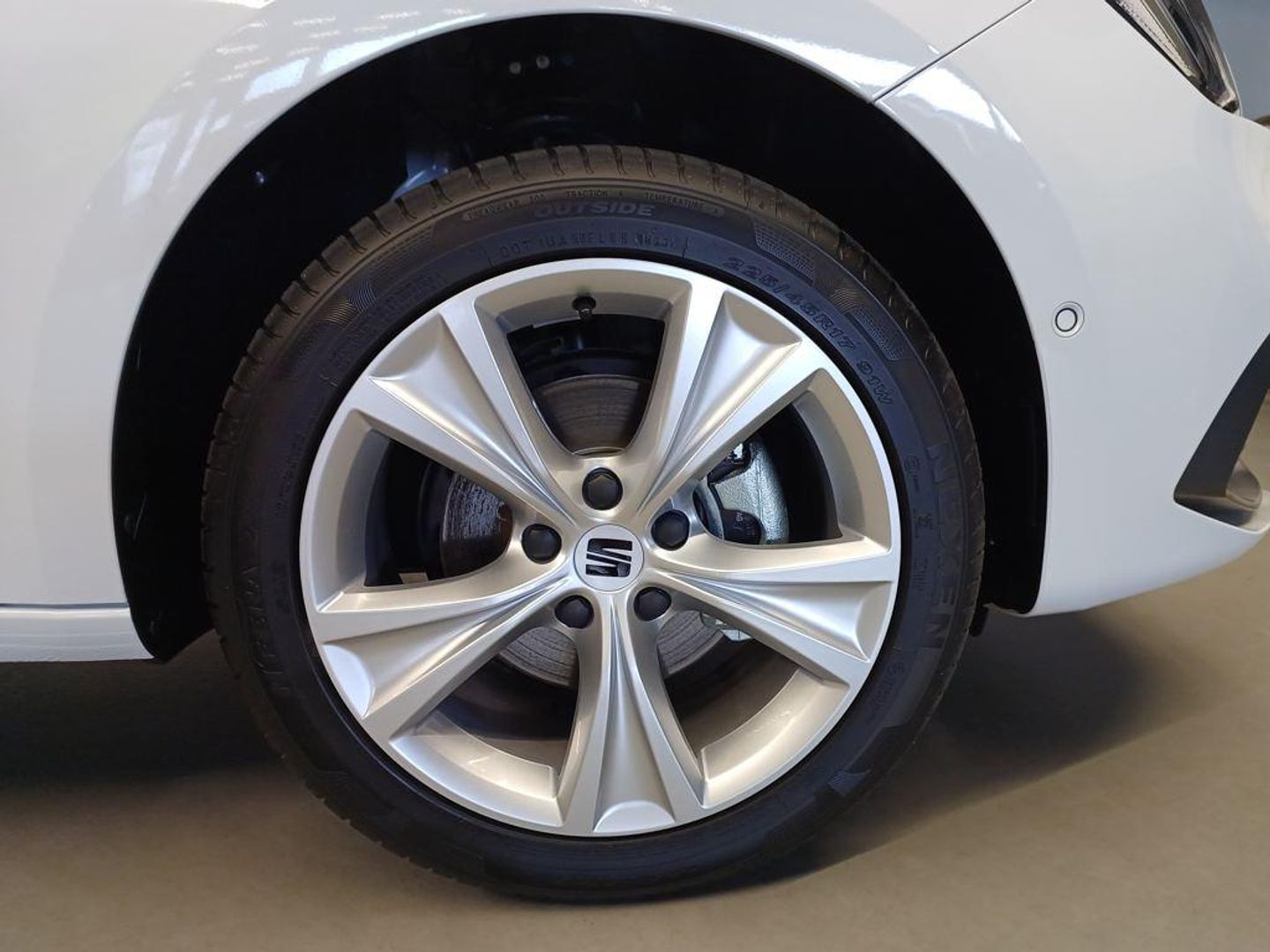 SEAT León 1.5 eTSI S&S FR Special Edition DSG 110 kW (150 CV)