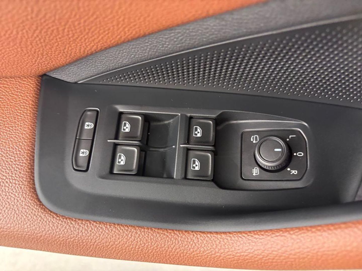 Skoda Superb Combi 2.0 TDI L&K DSG 110 kW (150 CV)