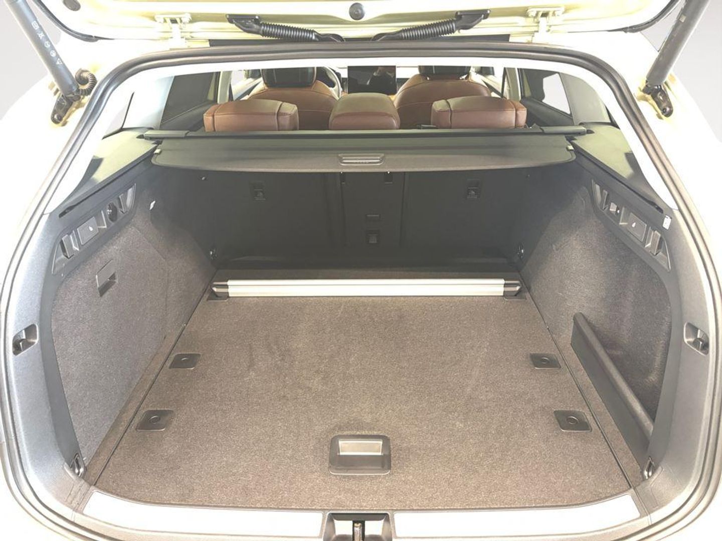 Skoda Superb Combi 2.0 TDI L&K DSG 110 kW (150 CV)