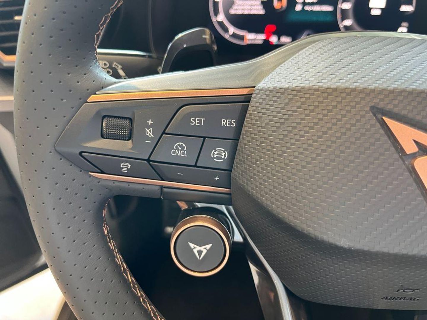 CUPRA Formentor 1.5 TSI e-Hybrid DSG 150 kW (204 CV)