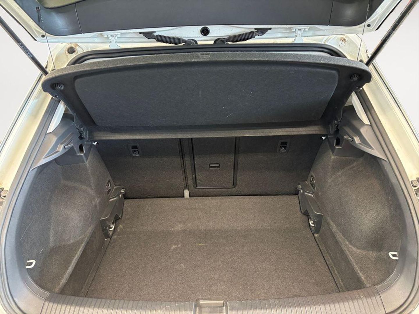 Volkswagen T-Roc Advance R-Line 1.0 TSI 81 kW (110 CV)