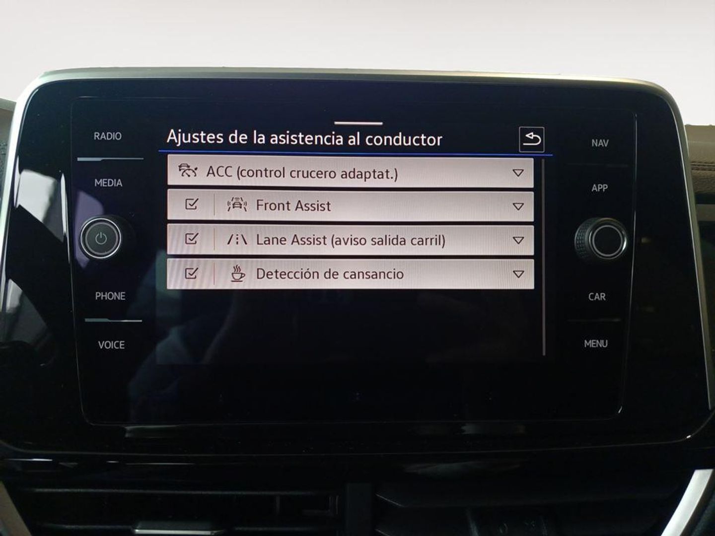 Volkswagen T-Roc R-Line 1.5 TSI 110 kW (150 CV) DSG