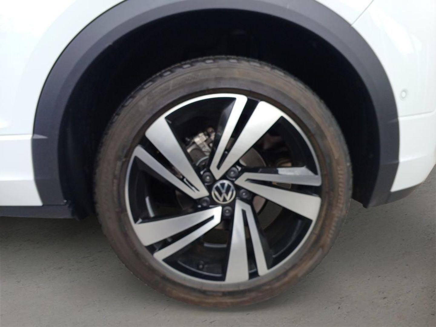 Volkswagen T-Roc R-Line 1.5 TSI 110 kW (150 CV) DSG